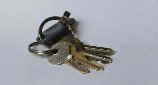 A lonely set of keys
